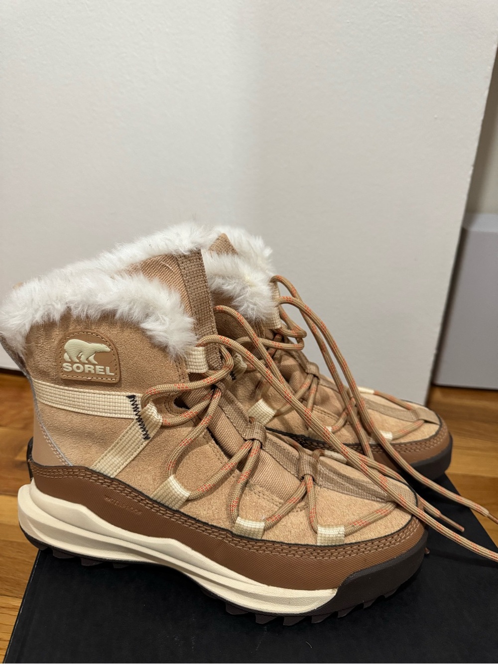 Sorel Winter Lace-Up Faux Fur Collar Boots in Tan and Brown